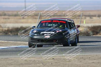 media/Nov-17-2024-CalClub SCCA (Sun) [[5252d9c58e]]/Group 4/Qual (Star Mazda Entrance)/